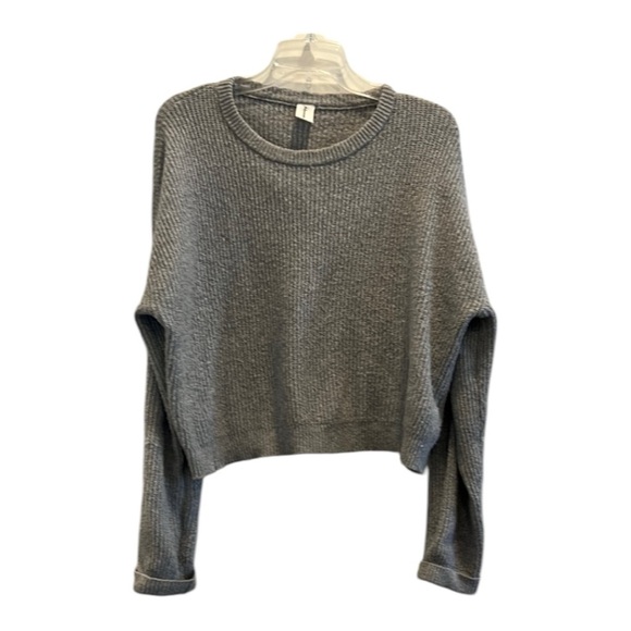 Abound Gray crop Women's Sweater- size medium - Picture 1 of 3